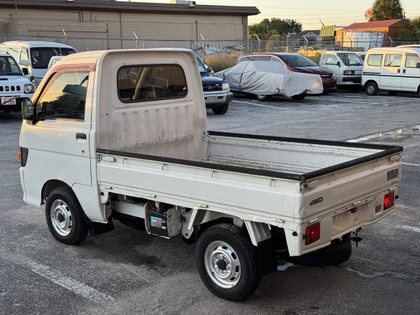 1998 Daihatsu Hijet 4WD Mini Truck For Sale | JP-TRADE USA