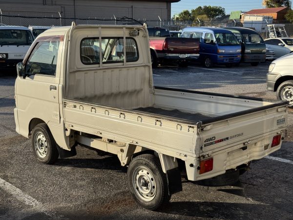 1999 Daihatsu Hijet Mini Truck For Sale | JP-TRADE LLC